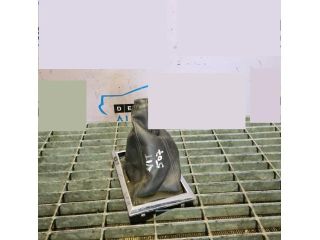 bontott SUZUKI GRAND VITARA Váltószoknya