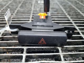 bontott SUZUKI GRAND VITARA Vészvillogó Kapcsoló