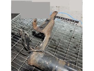 bontott SUZUKI GRAND VITARA Vonóhorog