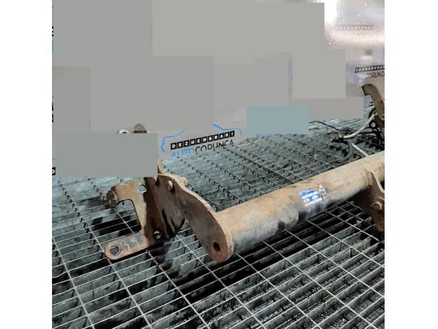 bontott SUZUKI GRAND VITARA Vonóhorog