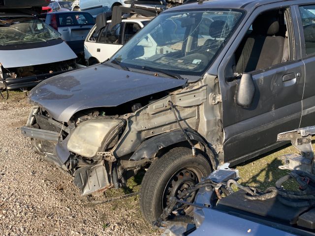 bontott SUZUKI IGNIS I Bal első Csonkállvány Kerékaggyal