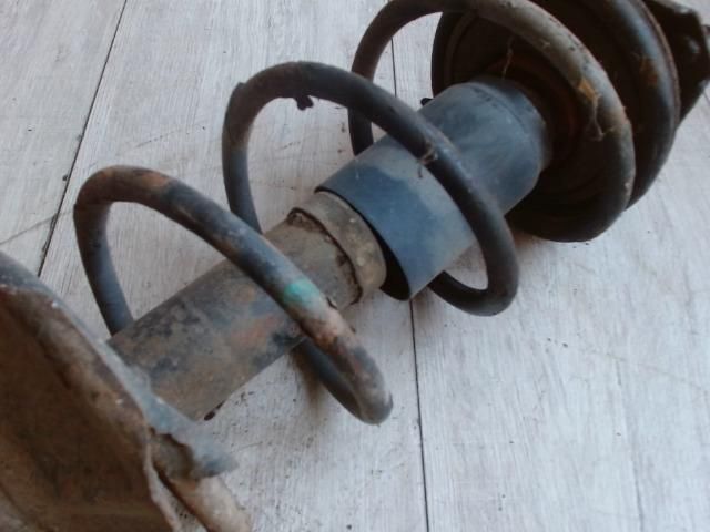 bontott SUZUKI IGNIS I Bal első Gólyaláb (Lengécsillapító, Rugó)