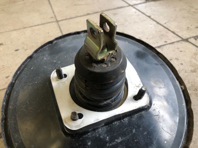 bontott SUZUKI IGNIS I Fékrásegítő