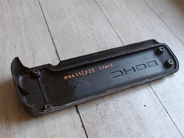 bontott SUZUKI IGNIS I Felső Motorburkolat