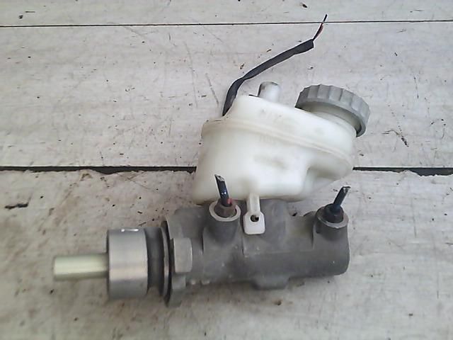 bontott SUZUKI IGNIS I Főfékhenger