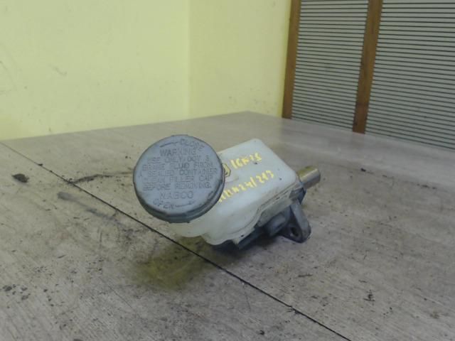 bontott SUZUKI IGNIS I Főfékhenger