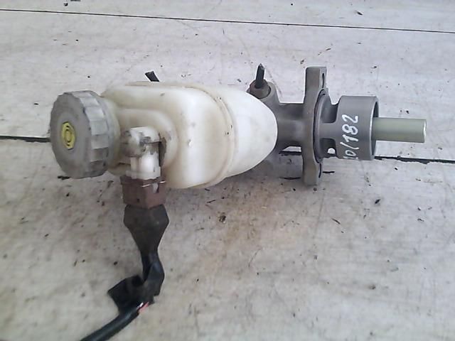 bontott SUZUKI IGNIS I Főfékhenger