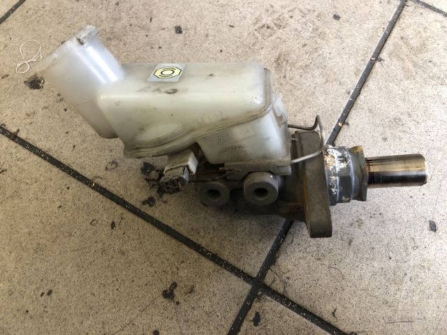 bontott SUZUKI IGNIS I Főfékhenger