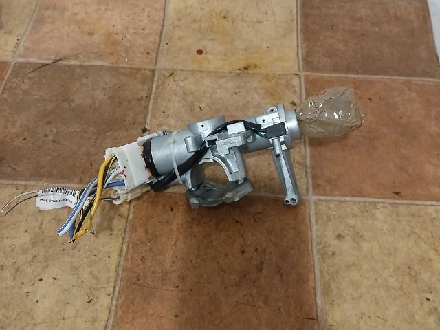 bontott SUZUKI IGNIS I Gyújtáskapcsoló