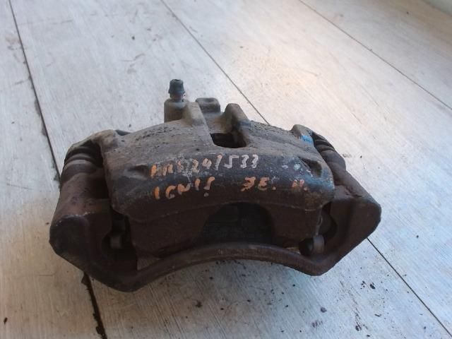 bontott SUZUKI IGNIS I Jobb első Féknyereg Munkahengerrel