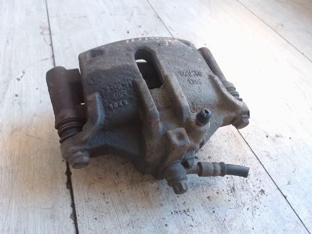 bontott SUZUKI IGNIS I Jobb első Féknyereg Munkahengerrel