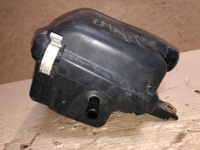 bontott SUZUKI IGNIS I Légszűrő Ház