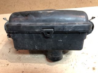 bontott SUZUKI IGNIS I Légszűrő Ház