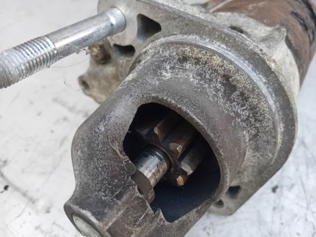 bontott SUZUKI IGNIS I Önindító