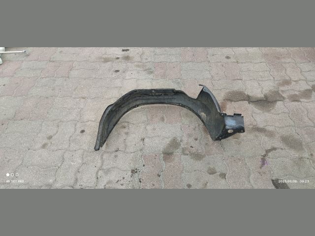 bontott SUZUKI IGNIS I Bal első Dobbetét (Kerékjárati, Műanyag)