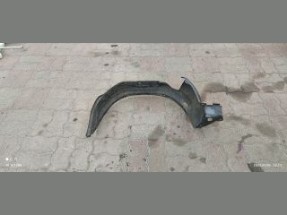 bontott SUZUKI IGNIS I Bal első Dobbetét (Kerékjárati, Műanyag)