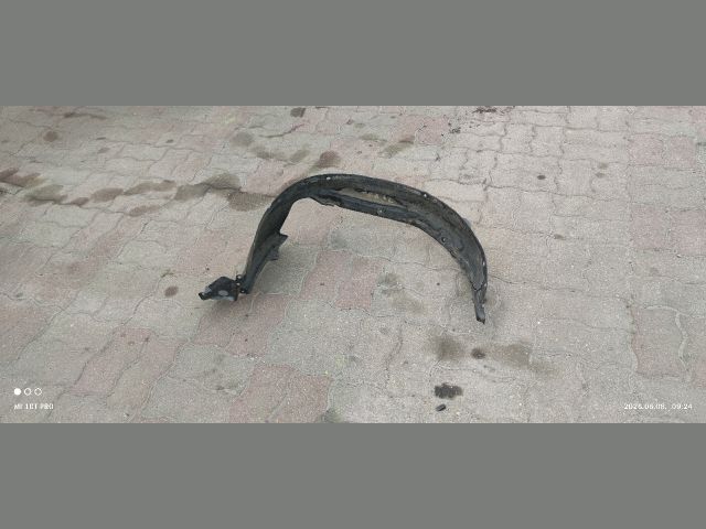 bontott SUZUKI IGNIS I Bal első Dobbetét (Kerékjárati, Műanyag)