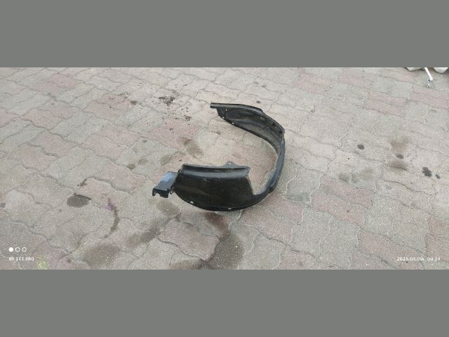 bontott SUZUKI IGNIS I Bal első Dobbetét (Kerékjárati, Műanyag)