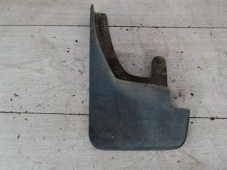 bontott SUZUKI IGNIS I Bal első Sárvédő Gumi