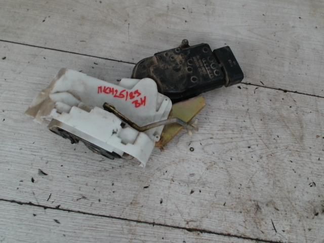 bontott SUZUKI IGNIS I Bal hátsó Ajtózár