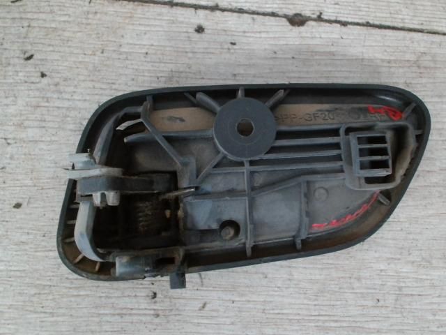 bontott SUZUKI IGNIS I Bal hátsó Belső Kilincs