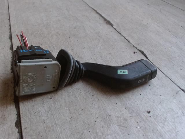 bontott SUZUKI IGNIS I Bal Kormánykapcsoló Irányjelző