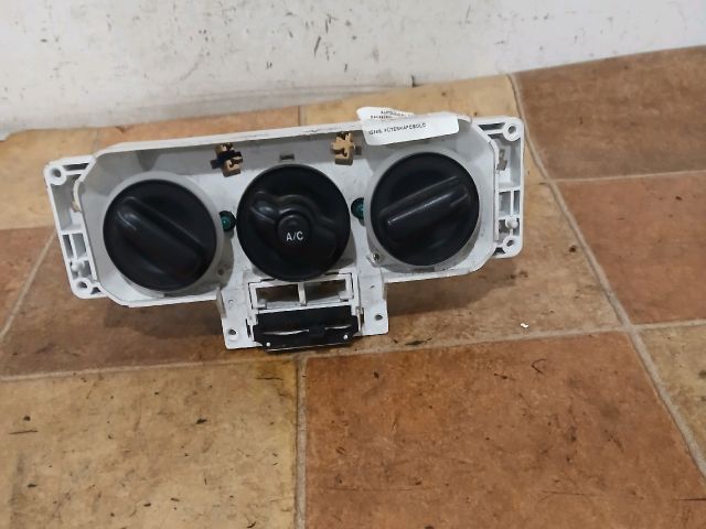 bontott SUZUKI IGNIS I Fűtéskapcsoló (manuális klímás)