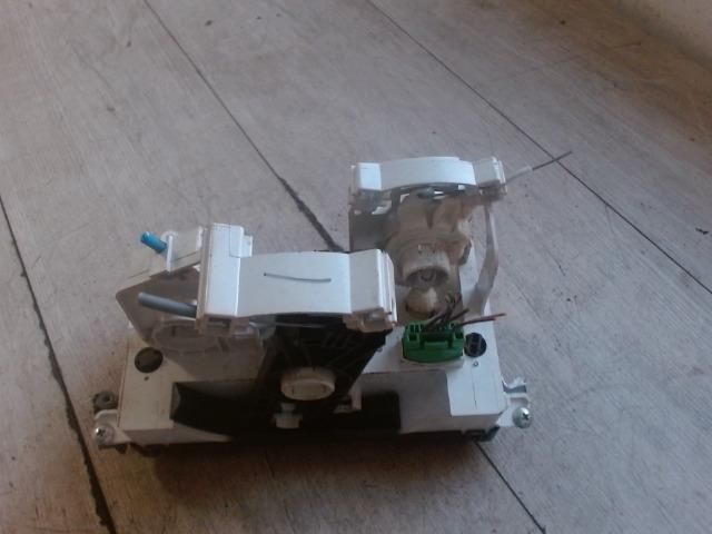 bontott SUZUKI IGNIS I Fűtéskapcsoló