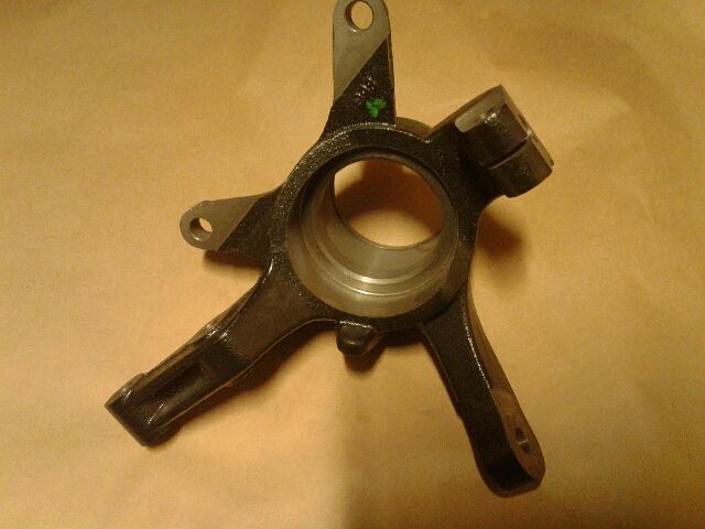 bontott SUZUKI IGNIS I Hátsó Tengelycsonk