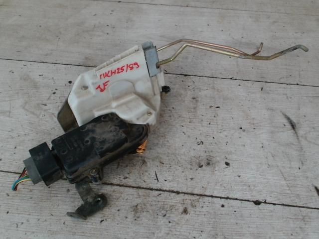 bontott SUZUKI IGNIS I Jobb első Ajtózár