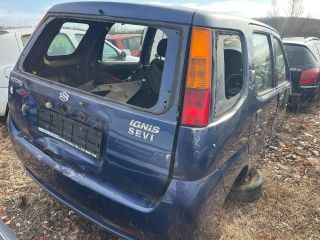 bontott SUZUKI IGNIS I Jobb hátsó Csomagtér Burkolat (Műanyag)