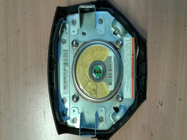 bontott SUZUKI IGNIS I Kormánylégzsák