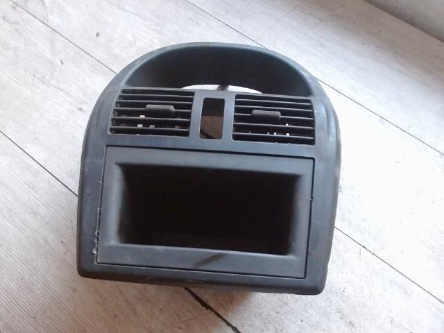 bontott SUZUKI IGNIS I Középkonzol Keret