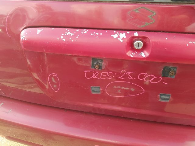 bontott SUZUKI IGNIS I Pótféklámpa