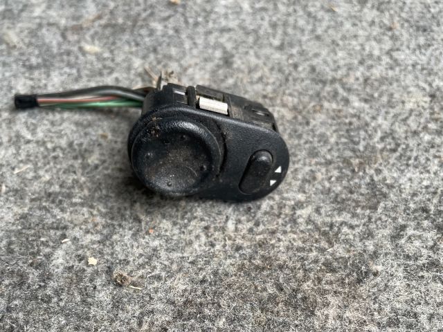 bontott SUZUKI IGNIS I Tükör Kapcsoló