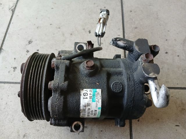 bontott SUZUKI IGNIS II Klímakompresszor