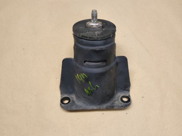 bontott SUZUKI IGNIS II Motor Tartó Bak Jobb