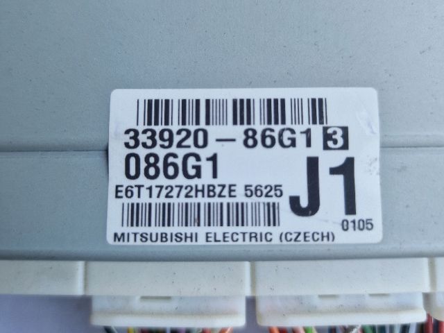 bontott SUZUKI IGNIS II Motorvezérlő