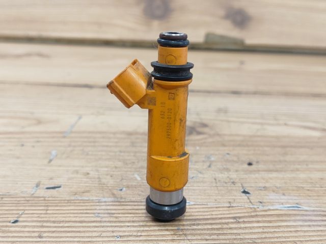 bontott SUZUKI IGNIS II Porlasztó (1 db)