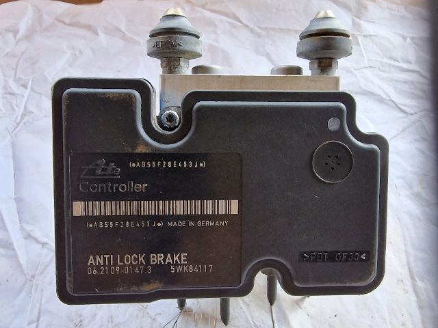 bontott SUZUKI IGNIS II ABS Kocka