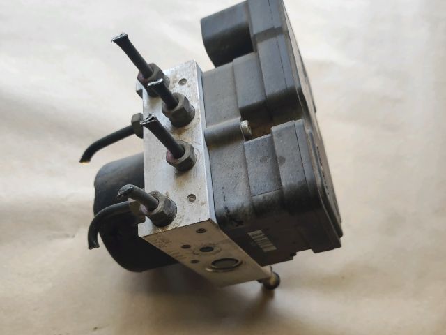 bontott SUZUKI IGNIS II ABS Kocka