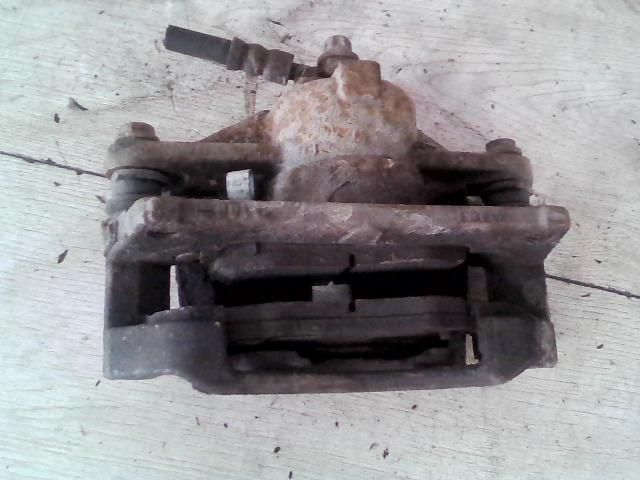 bontott SUZUKI IGNIS II Bal első Féknyereg Munkahengerrel