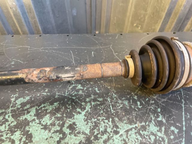 bontott SUZUKI IGNIS II Bal Féltengely