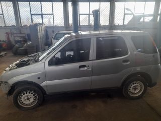 bontott SUZUKI IGNIS II Bal első Kerékagy