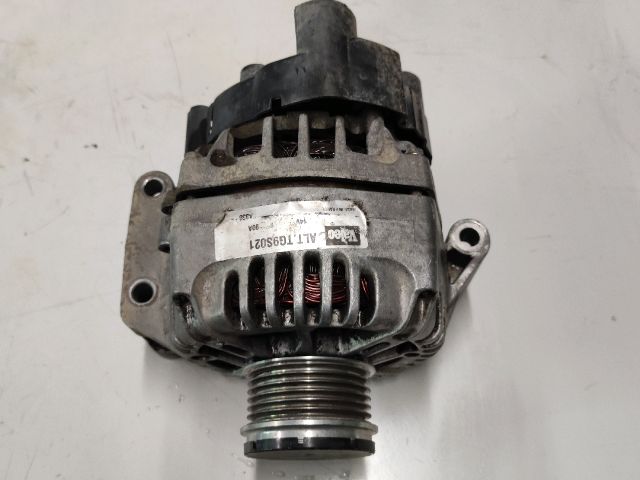 bontott SUZUKI IGNIS II Generátor