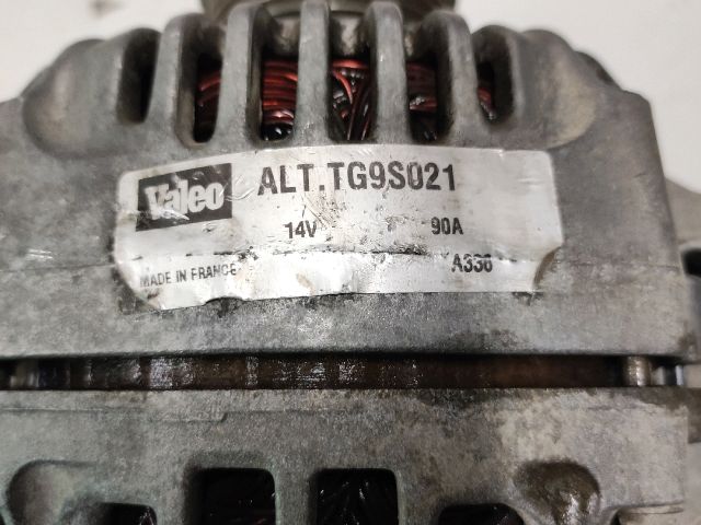 bontott SUZUKI IGNIS II Generátor