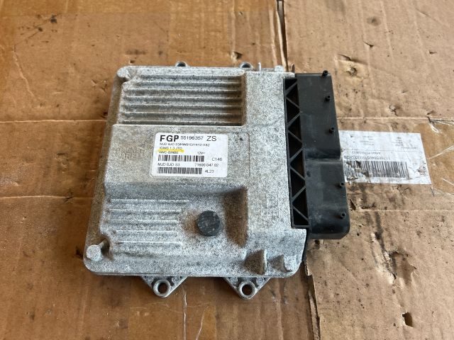 bontott SUZUKI IGNIS II Motorvezérlő