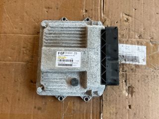 bontott SUZUKI IGNIS II Motorvezérlő