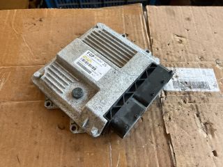 bontott SUZUKI IGNIS II Motorvezérlő