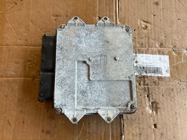 bontott SUZUKI IGNIS II Motorvezérlő